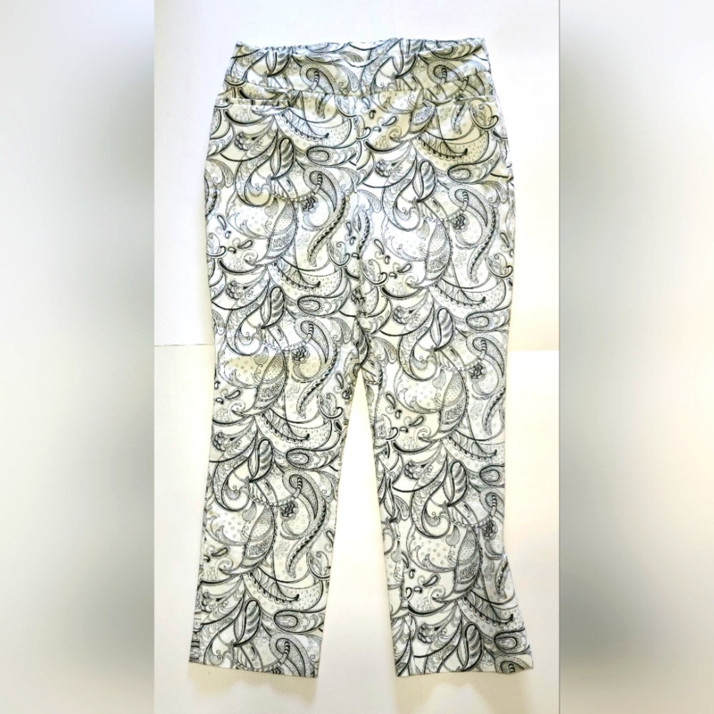 Womens Chicos Pants Capri White Green Size 2 Paisley Casual Fit Slim High Waist